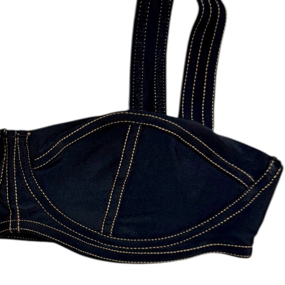 Devon Windsor - Picture 9 of 16